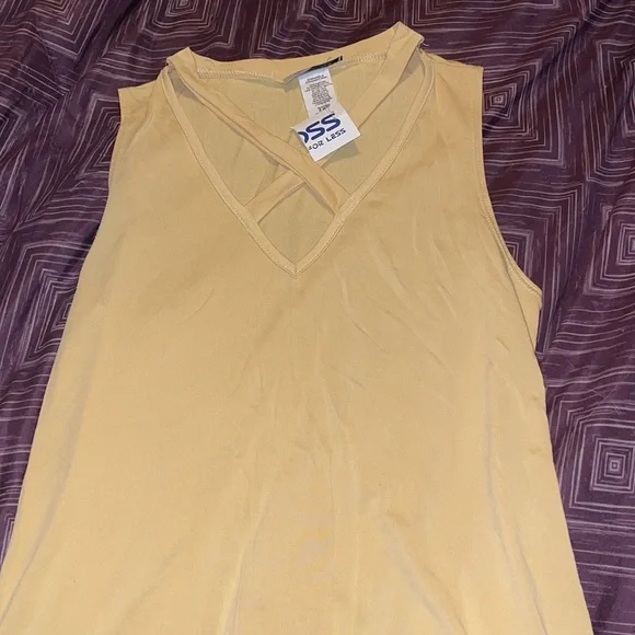 Top - Picture 2 of 6